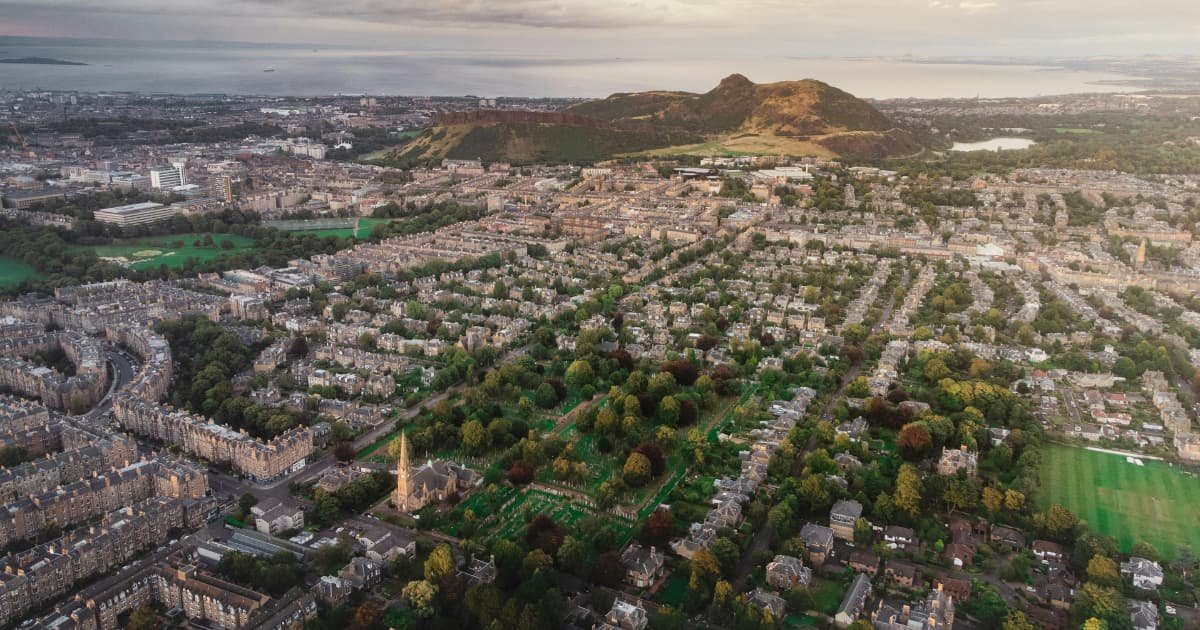 Arthur seat hike aerial view of Edinburgh